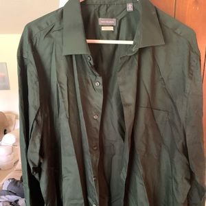 Men’s green dress shirt